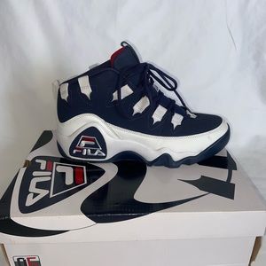 Fila 95. Mens size 9.5. Navy, White, Red